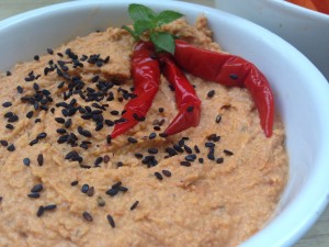 hummus z suszonymi pomidorami