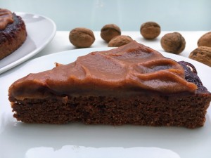 Ciasto czekoladowe z orzechami